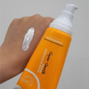 Kem chống nắng siêu mịn SPF30 Oasis Beauty Super Smooth Facial Sunscreen 50ml